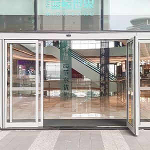 緊急打開式平滑門